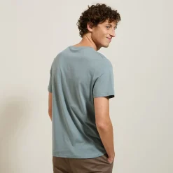 Shop Basic T-shirt met V-hals in biokatoenn T-shirt