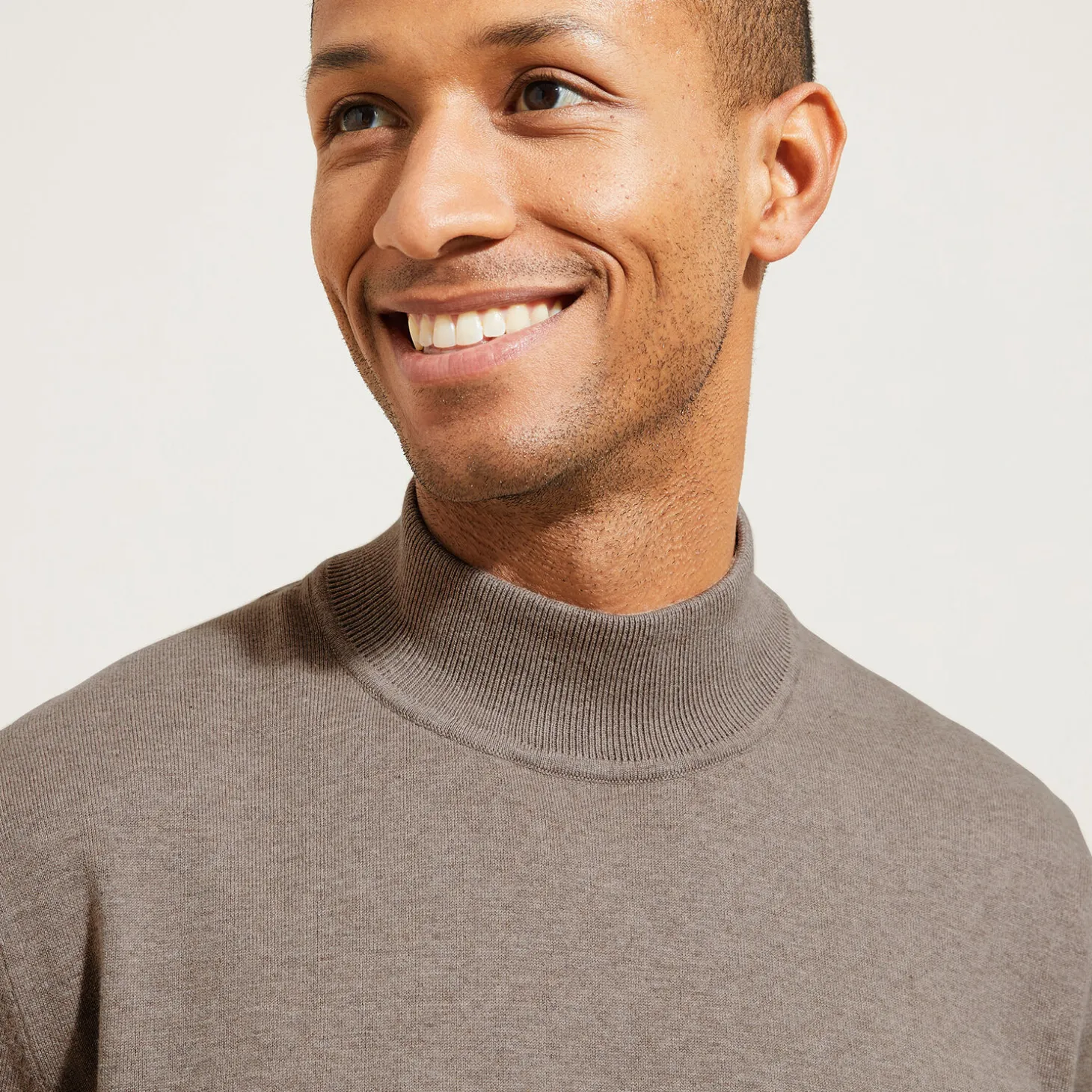 New Essentiële trui met schoorsteenkraag Trui