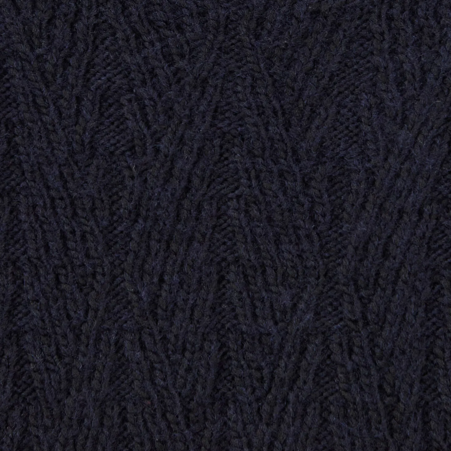 Outlet Kabeltrui met ronde hals Trui