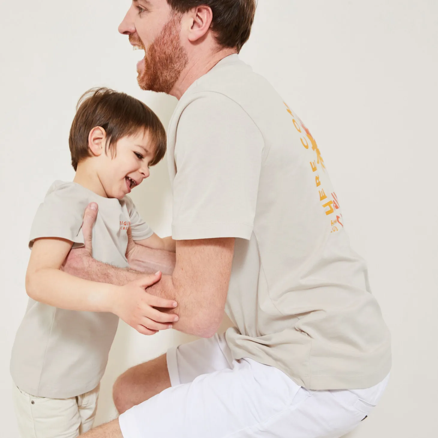 Hot Kinder-T-shirt met print op voor-en achterkant T-shirt