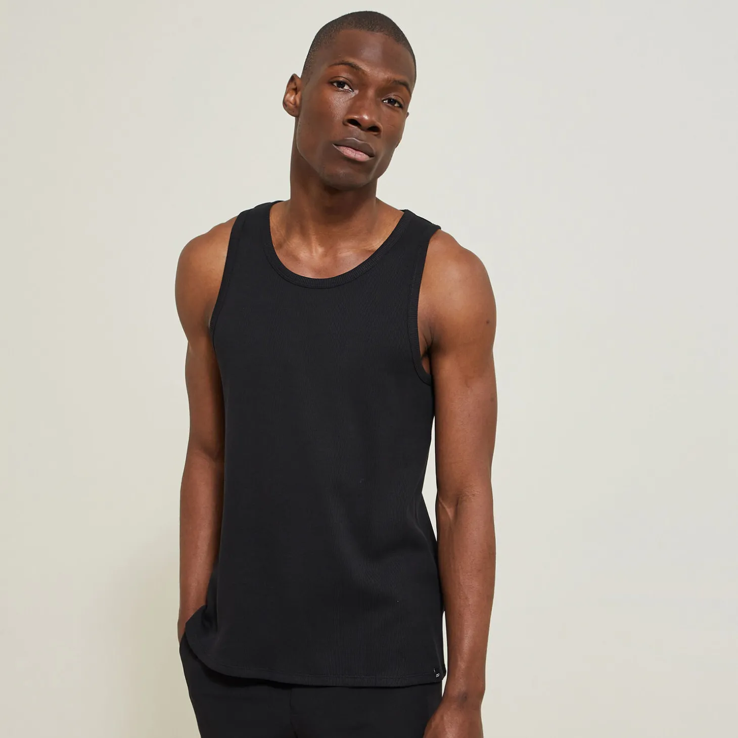 Sale Mouwloos hemdje in 2x2 ribboord T-shirt