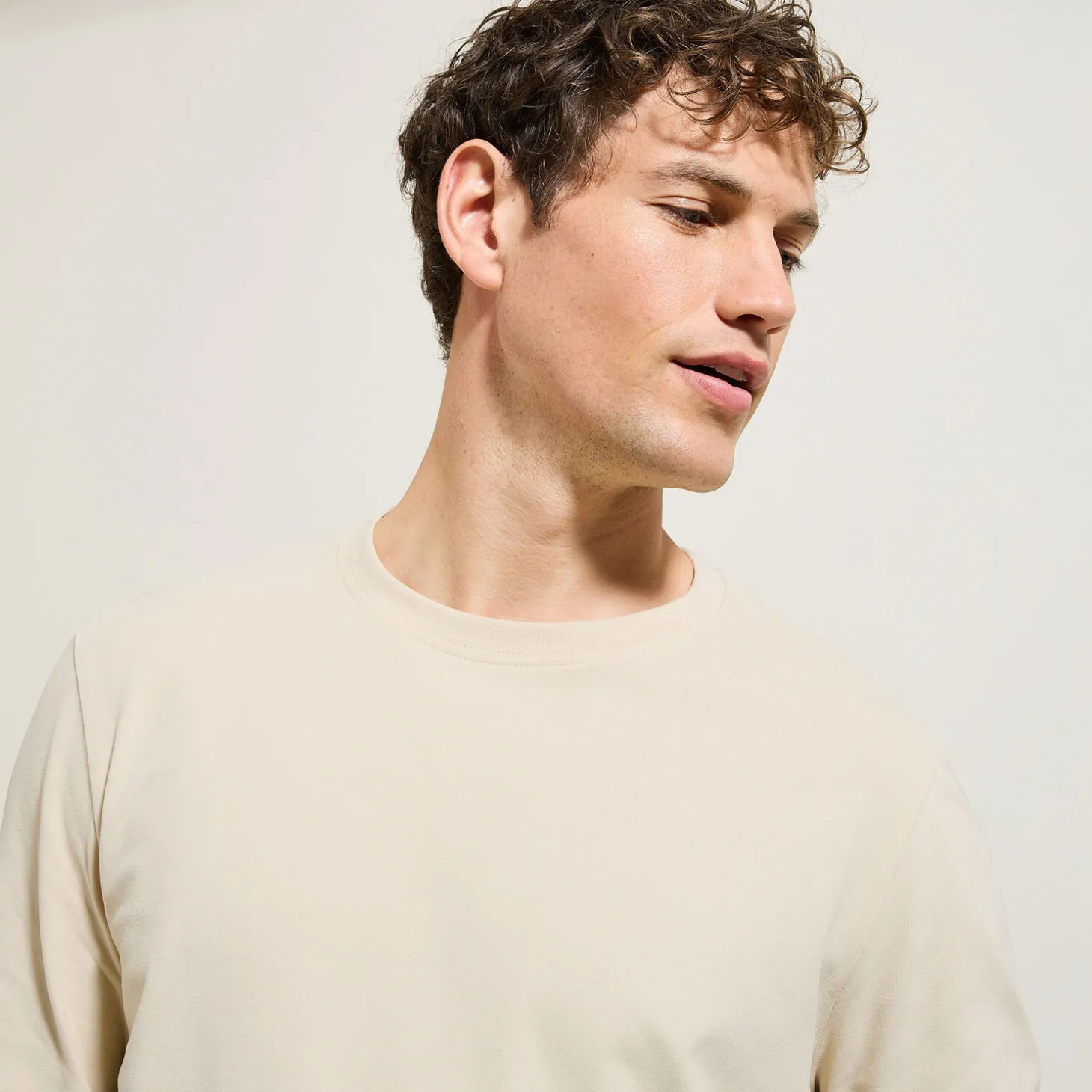 Store Slim basic T-shirt met ronde hals T-shirt