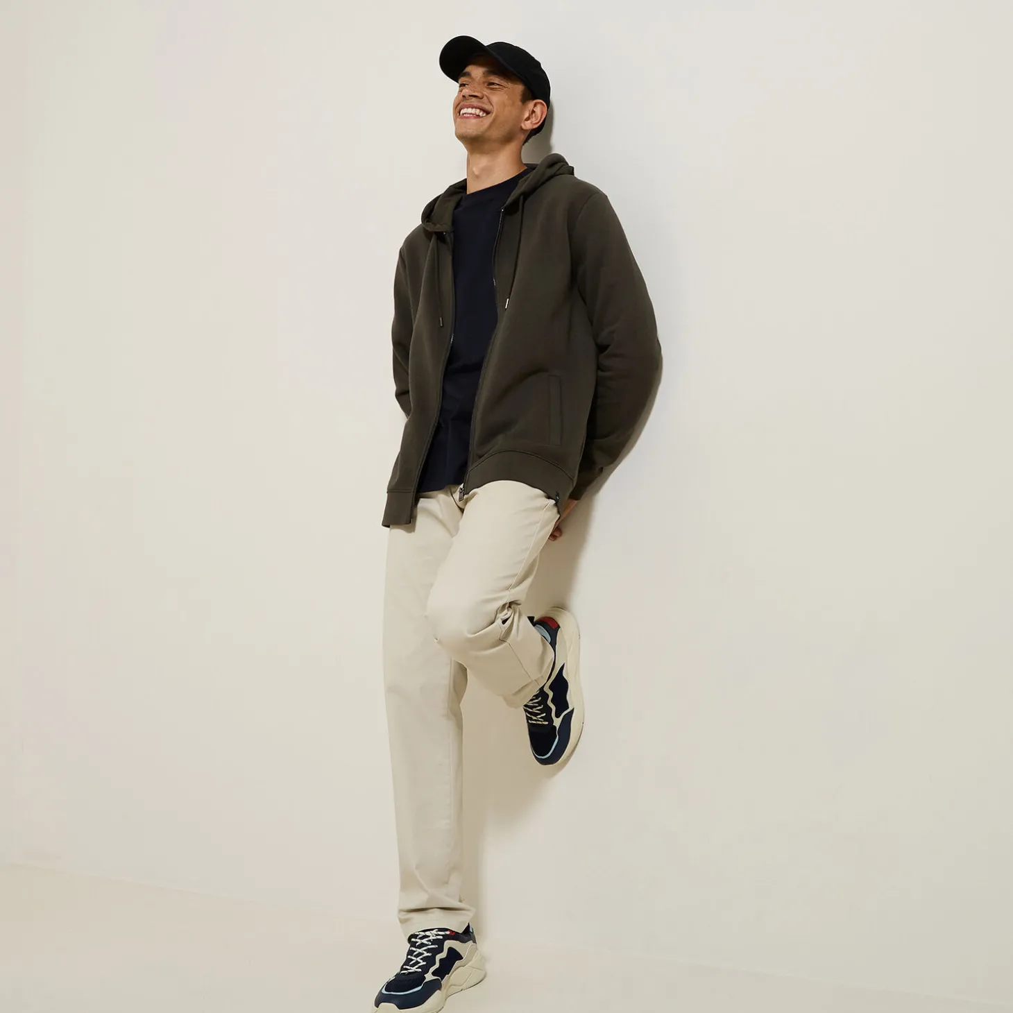 Hot Sweater met kap en rits Sweater