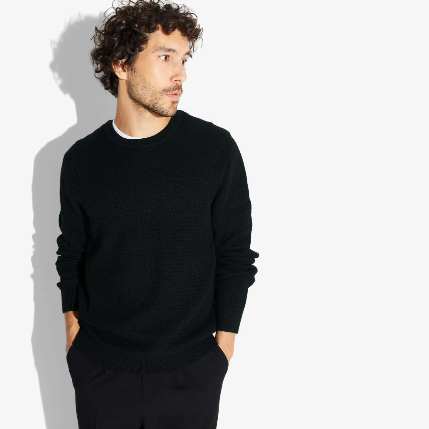 Outlet Trui met ronde hals en reliëfsteken Trui