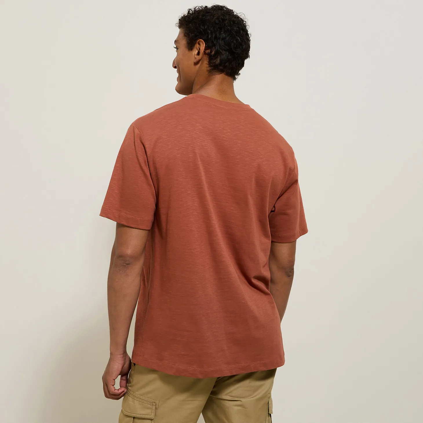 Best Sale T-shirt in gevlamde stof met borduursel op de bors T-shirt