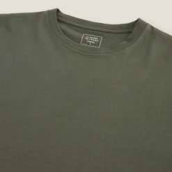 Best T-shirt 'Le Parfait by ' in biologisch katoen T-shirt