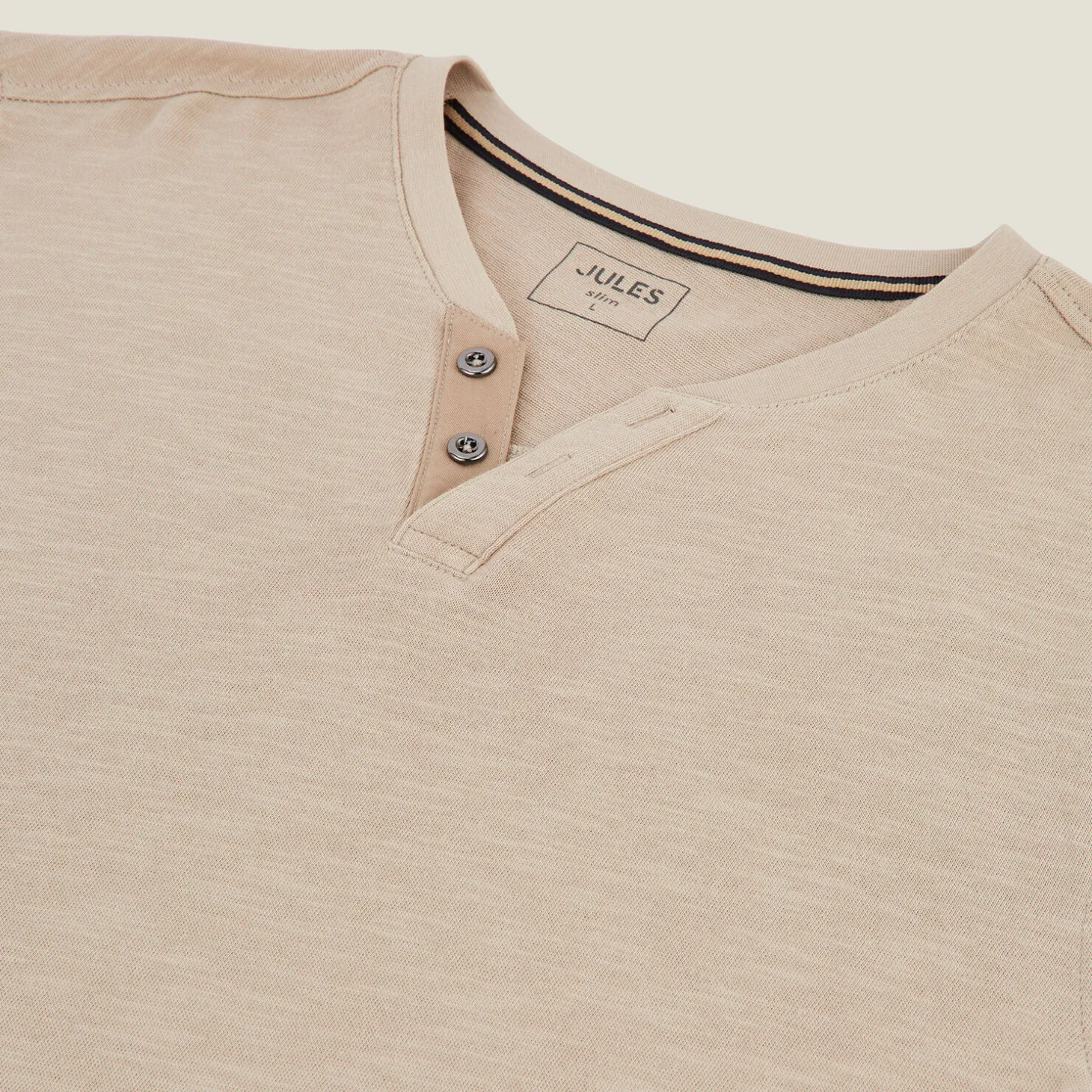 Outlet T-shirt met knooplijst en lange mouwen T-shirt