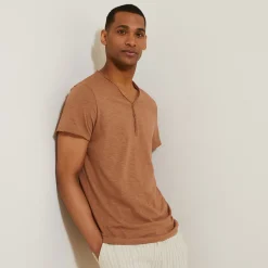 Outlet T-shirt met knooplijst in gevlamde stof T-shirt