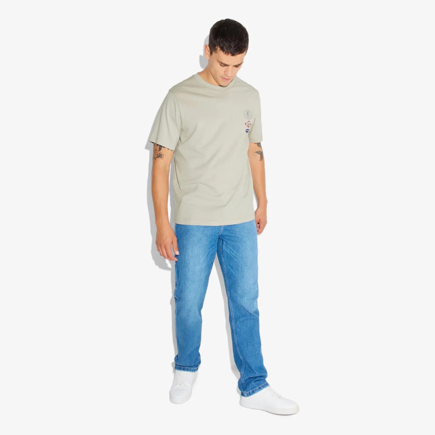 Outlet T-shirt met ronde hals en willekeurige print T-shirt