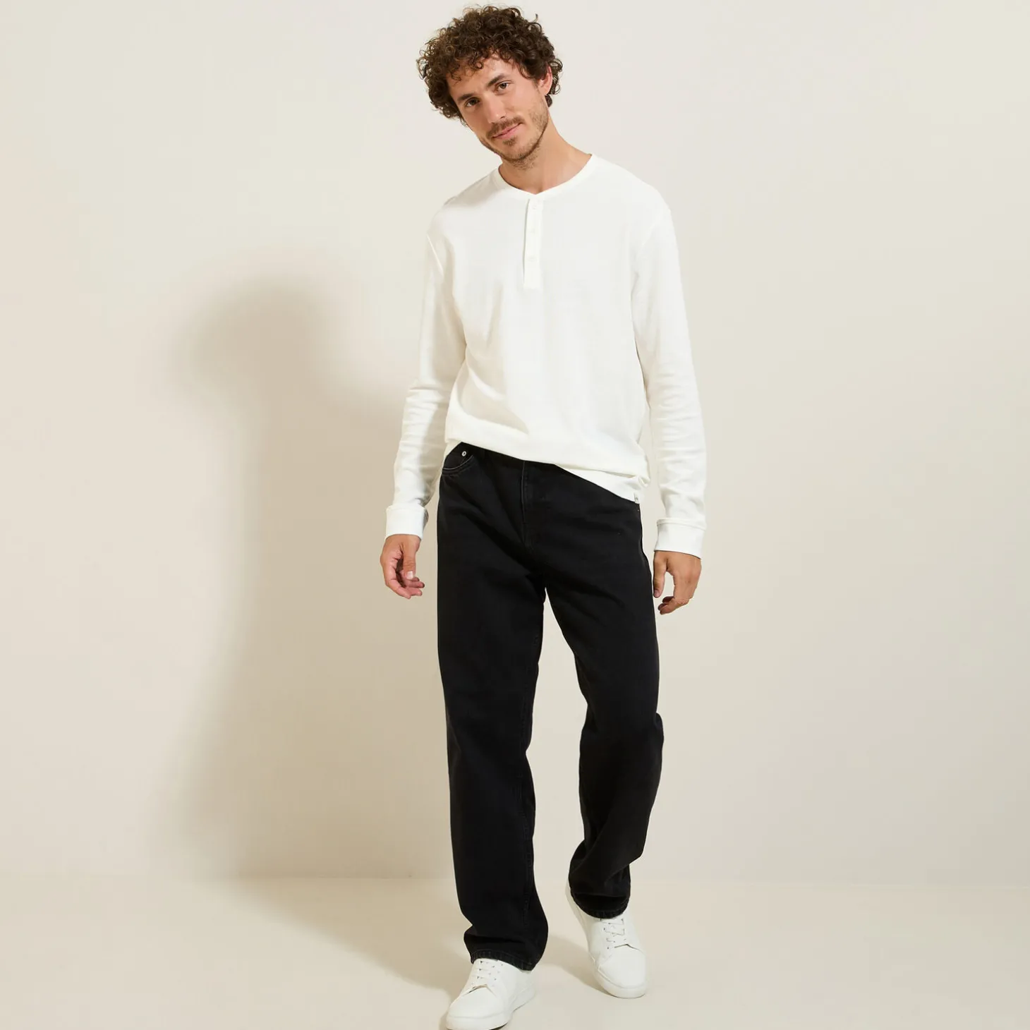 New T-shirt met Tunesische kraag in wafelstof T-shirt